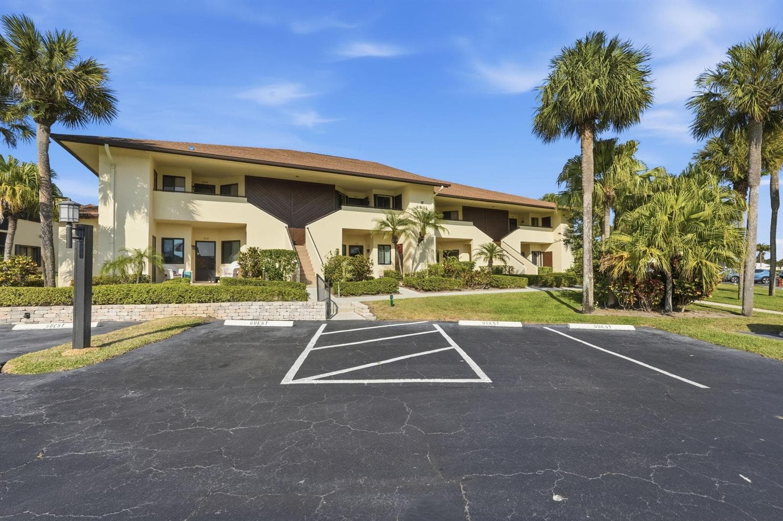 6901 SE Constitution Boulevard # 102, Hobe Sound, FL 33455 photo 2