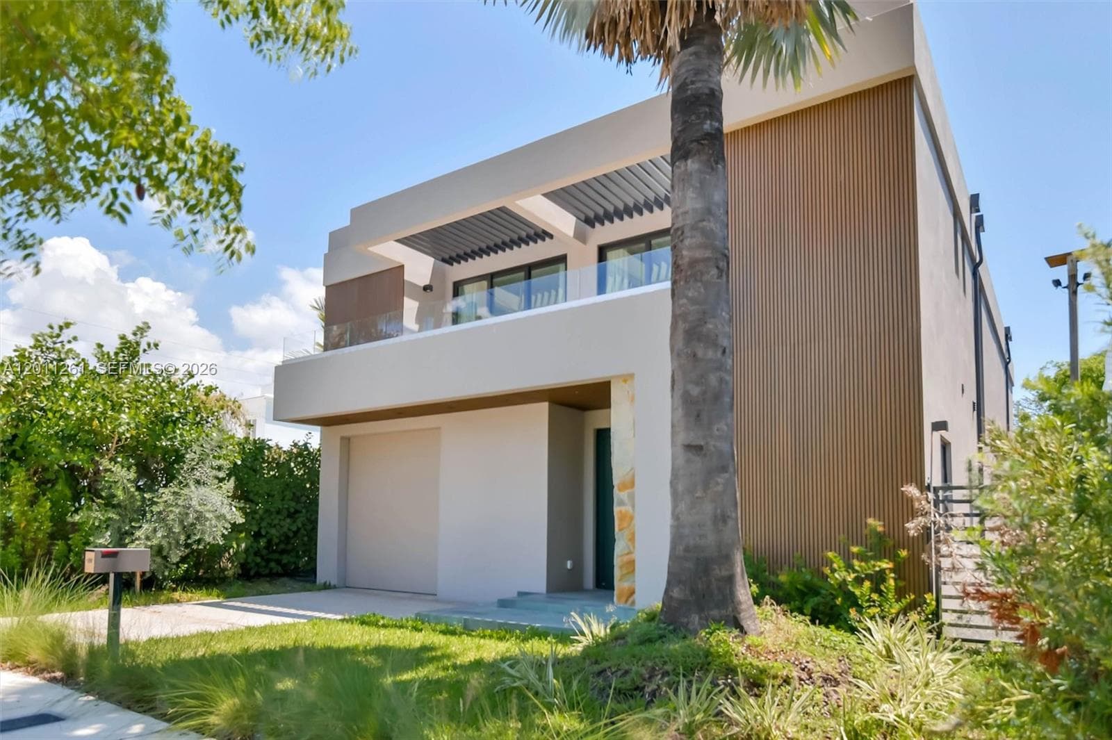 135 SW 29th Rd, Miami, FL 33129 photo 5