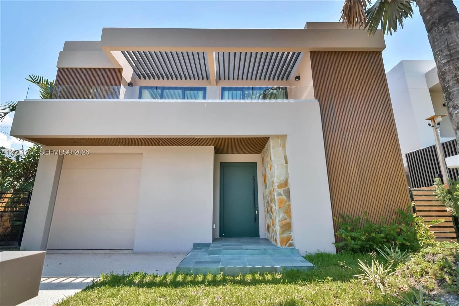 135 SW 29th Rd, Miami, FL 33129 photo 4
