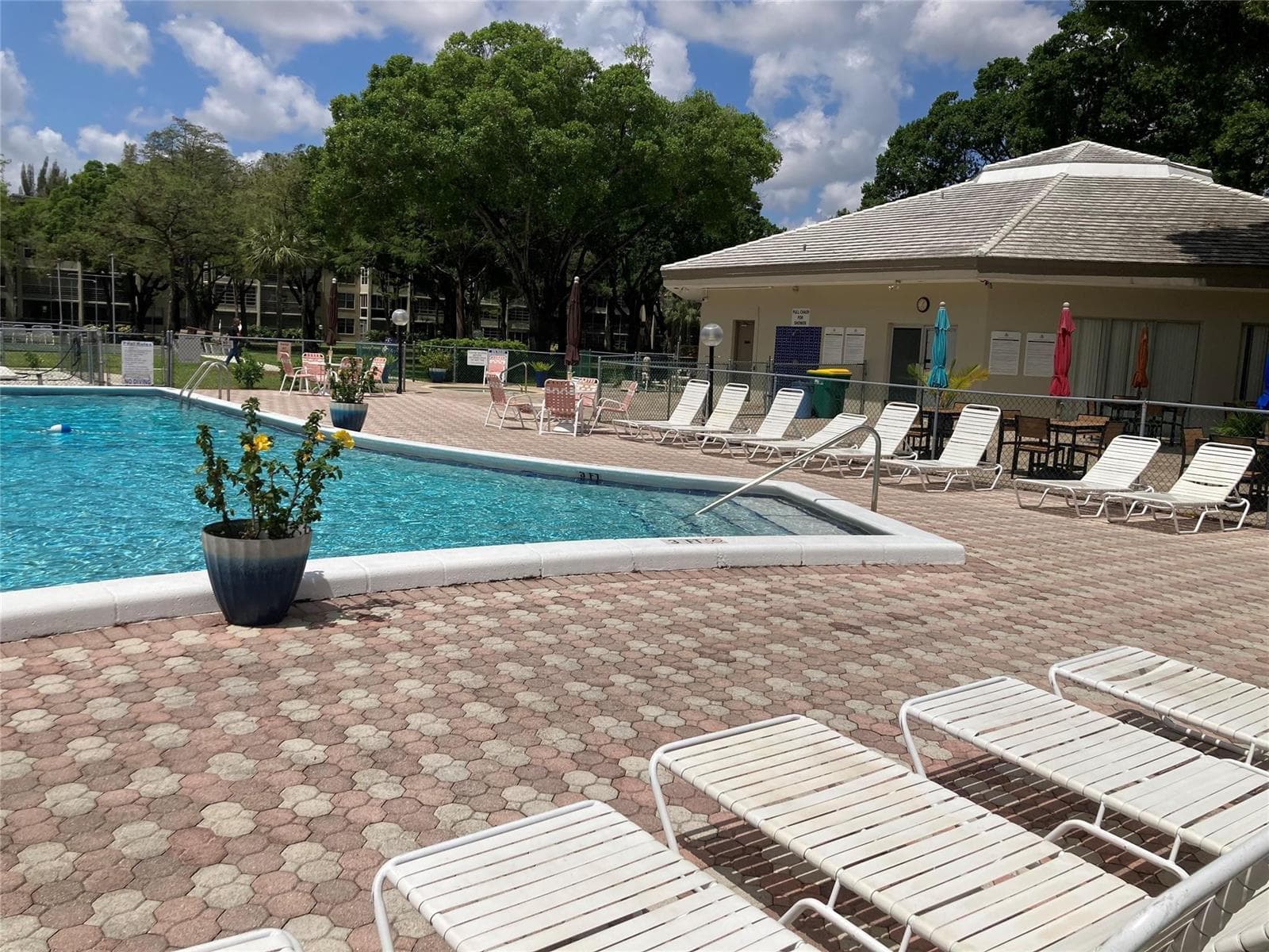 2998 NW 48th Terrace # 332, Lauderdale Lakes, FL 33313 photo 2