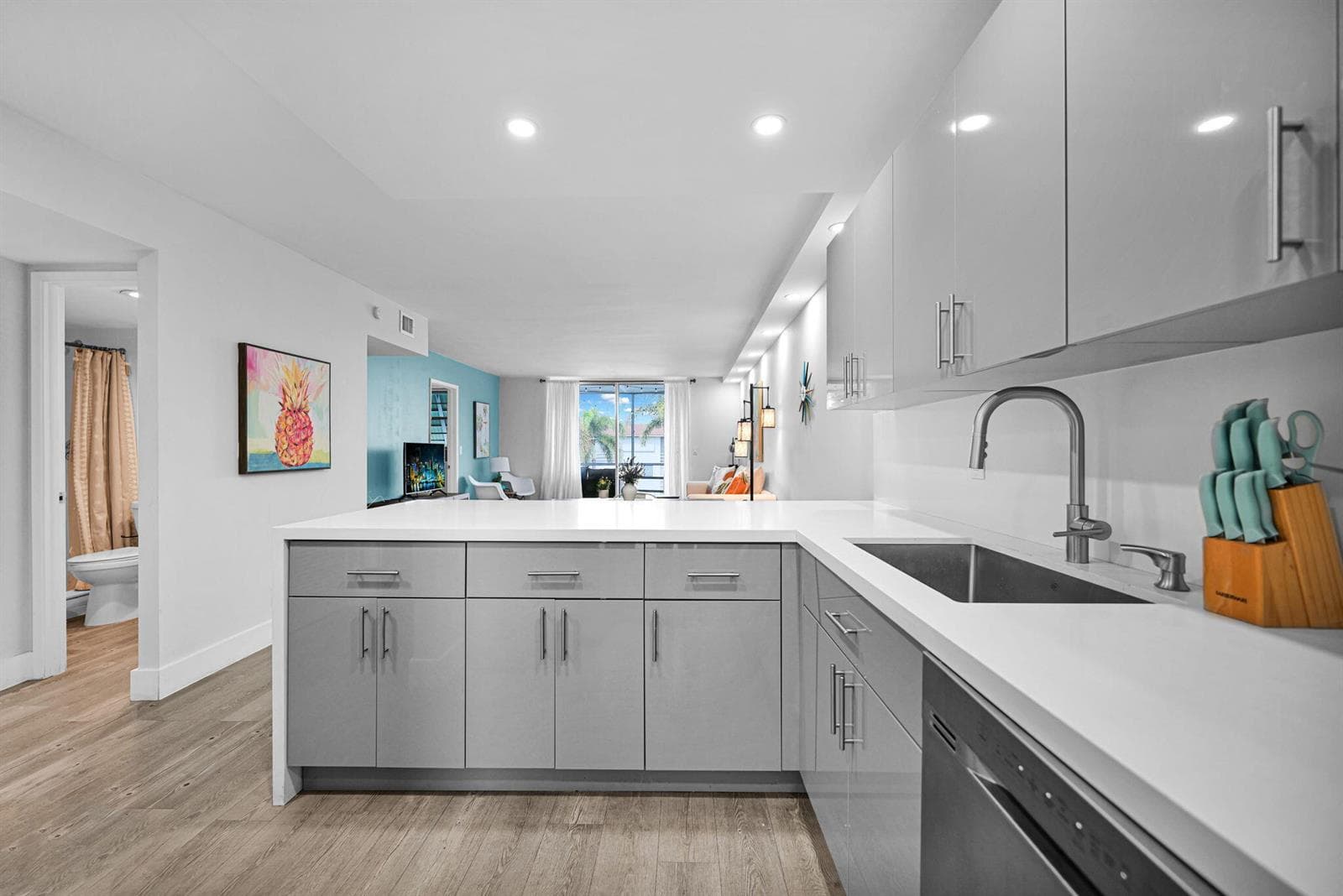 400 SE 10th Street # 303, Deerfield Beach, FL 33441