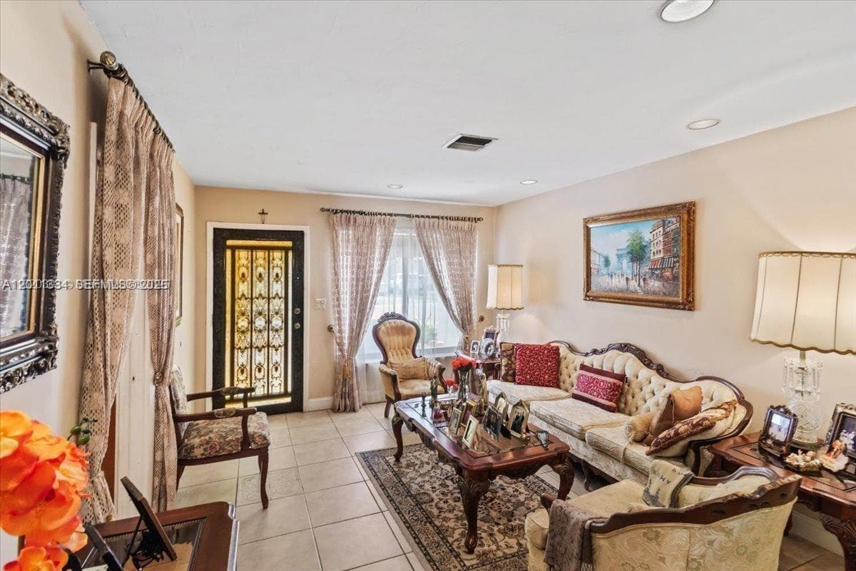 6385 SW 25th St, Miami, FL 33155 photo 5