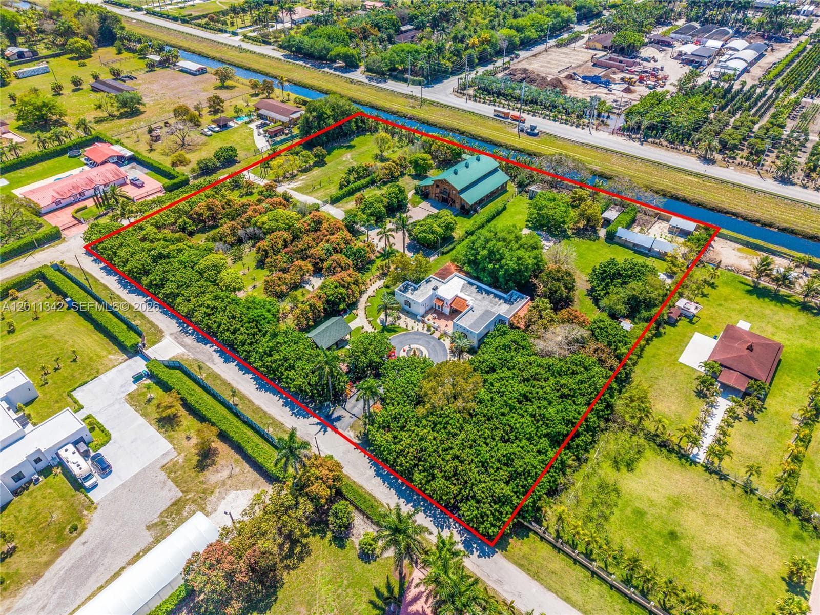 19050 SW 194th Ave, Miami, FL 33187