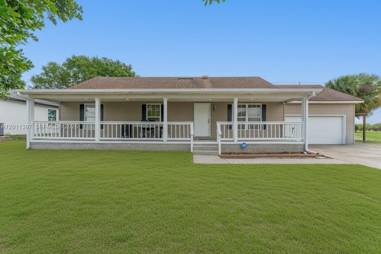 1500 Jay Ter, La Belle, FL 33935