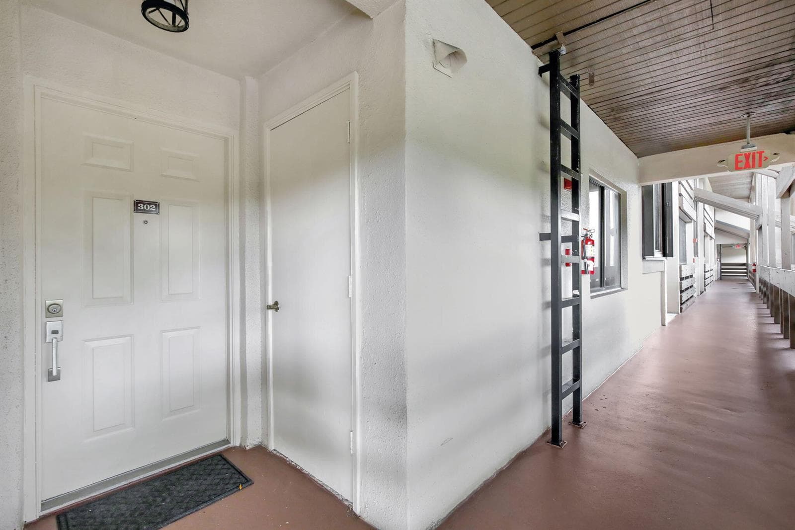 141 SW 96th Terrace # 302, Plantation, FL 33324 photo 4