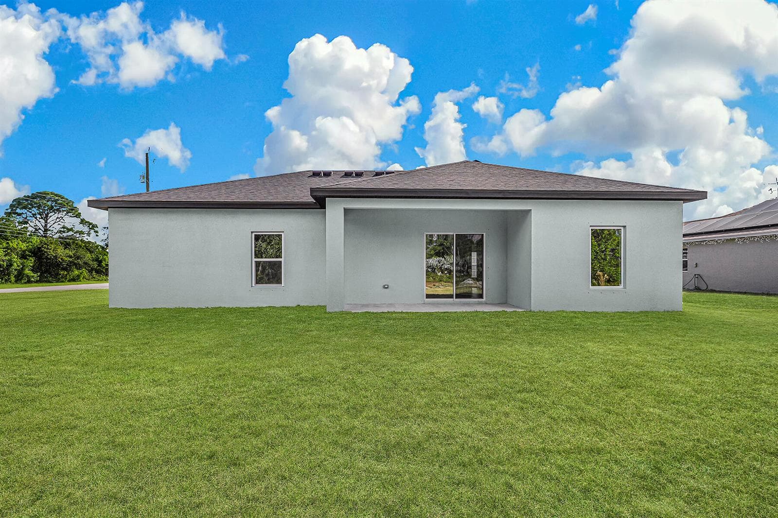 8446 104th Court, Vero Beach, FL 32967 photo 3