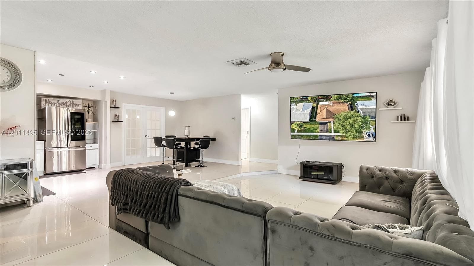 9511 NW 8th St, Pembroke Pines, FL 33024 photo 3