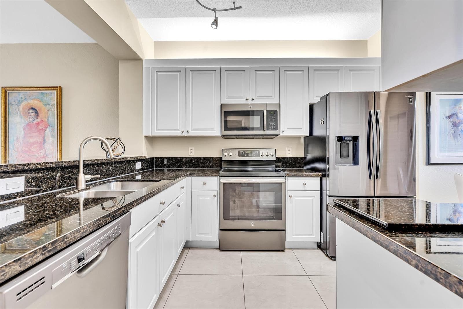7735 Yardley Drive # 406, Tamarac, FL 33321 photo 4
