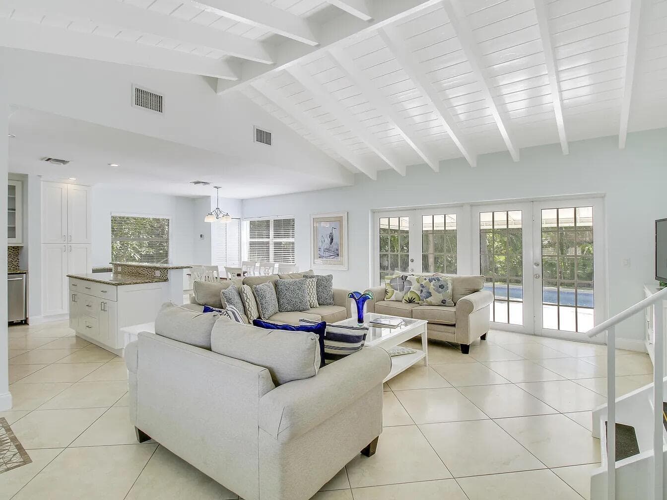 1310 Manor Drive, Singer Island, FL 33404 photo 3