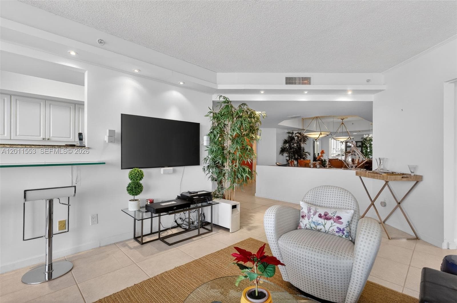 21205 YACHT CLUB DR # 2409, Aventura, FL 33180 photo 5