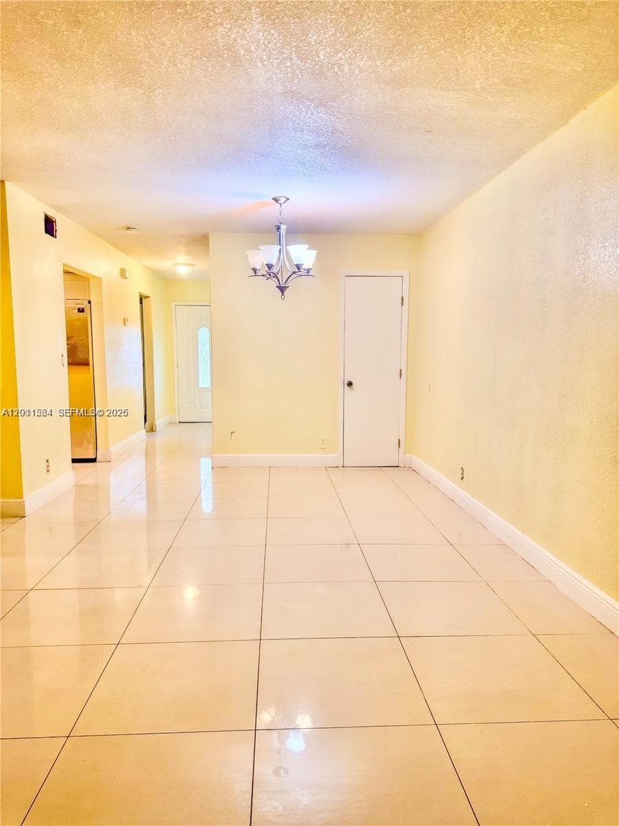 906 SW 74th Ave, North Lauderdale, FL 33068 photo 5
