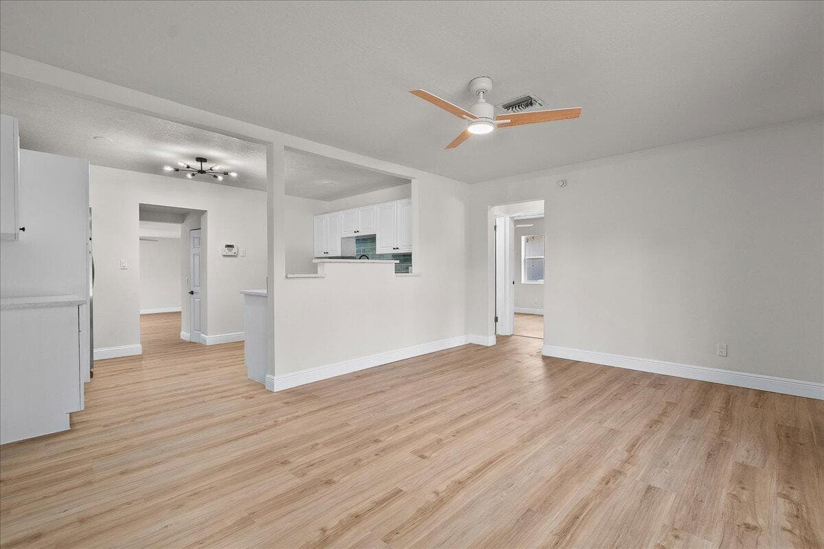 1414 S N Street, FL 33460 photo 5