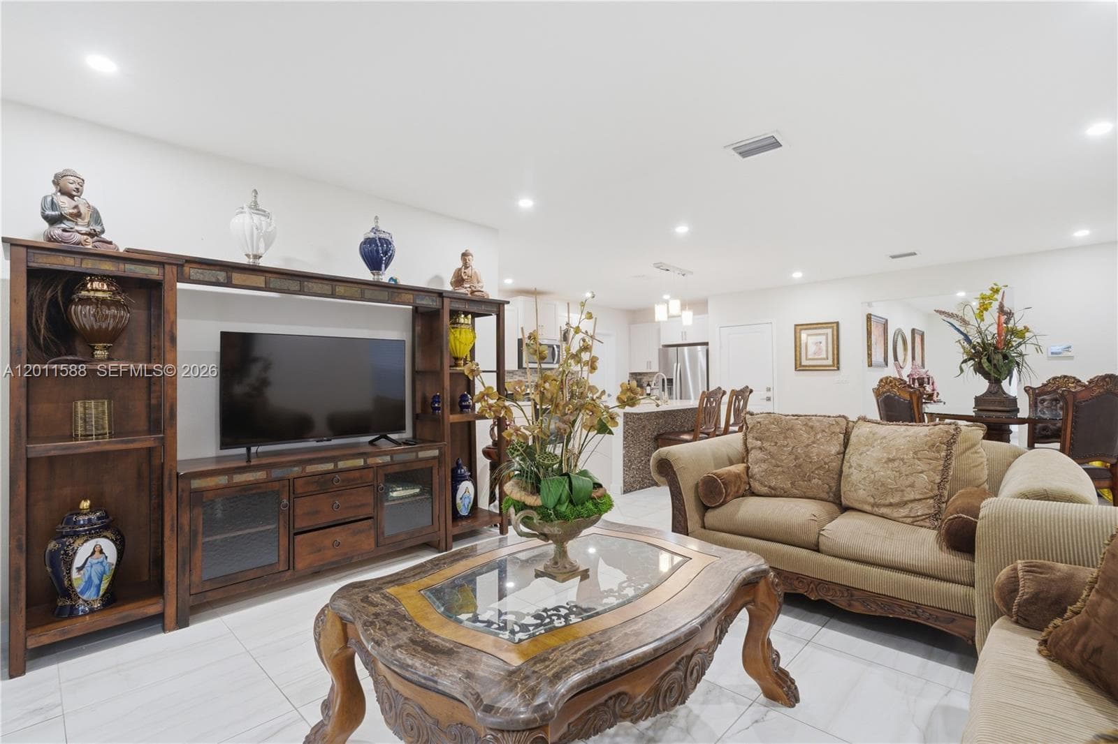 439 NE 6th Pl, Florida City, FL 33034 photo 4