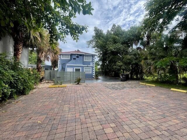 919 2nd Street # 4, West Palm Beach, FL 33401