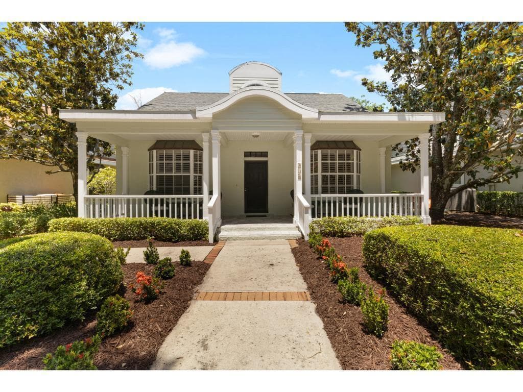 814 Carolina Circle SW, Vero Beach, FL 32962 photo 4