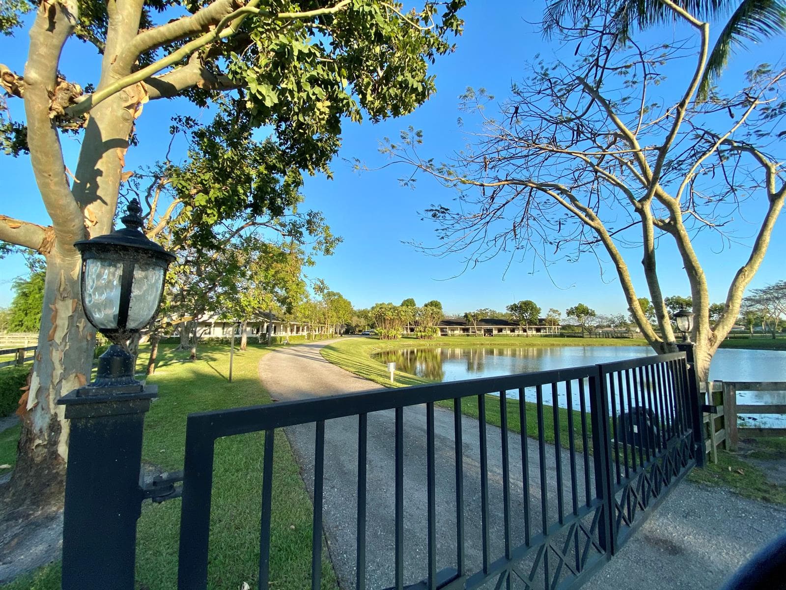 5110 S Shore Boulevard, Wellington, FL 33449 photo 2