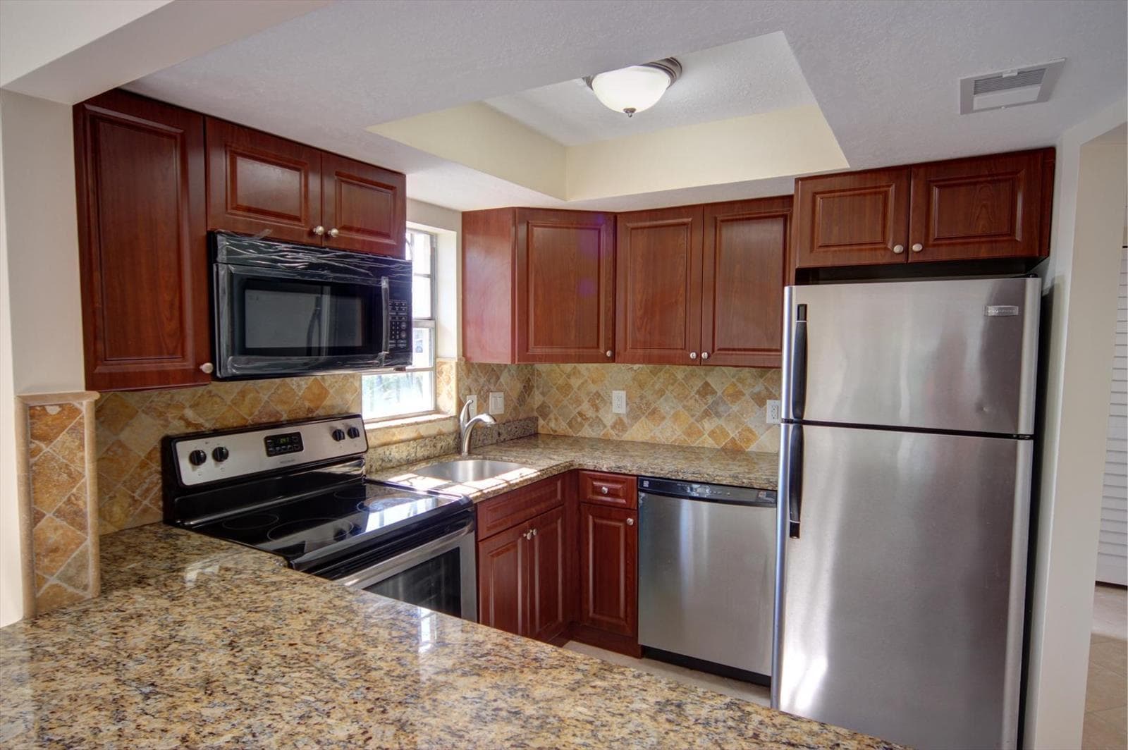 342 Southwind Drive # 114, North Palm Beach, FL 33408 photo 2