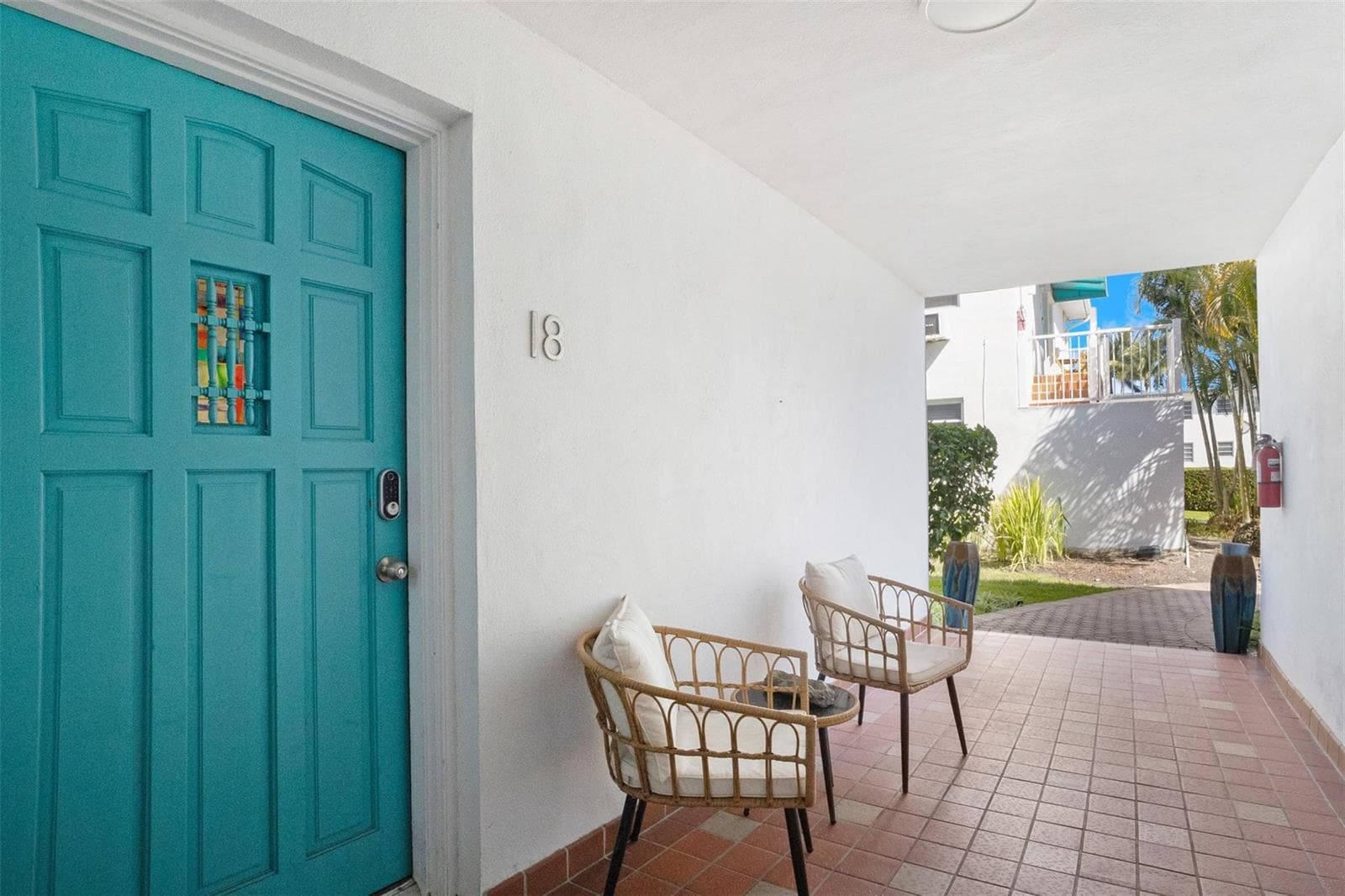 625 Orton Avenue # 18, Fort Lauderdale, FL 33304 photo 2