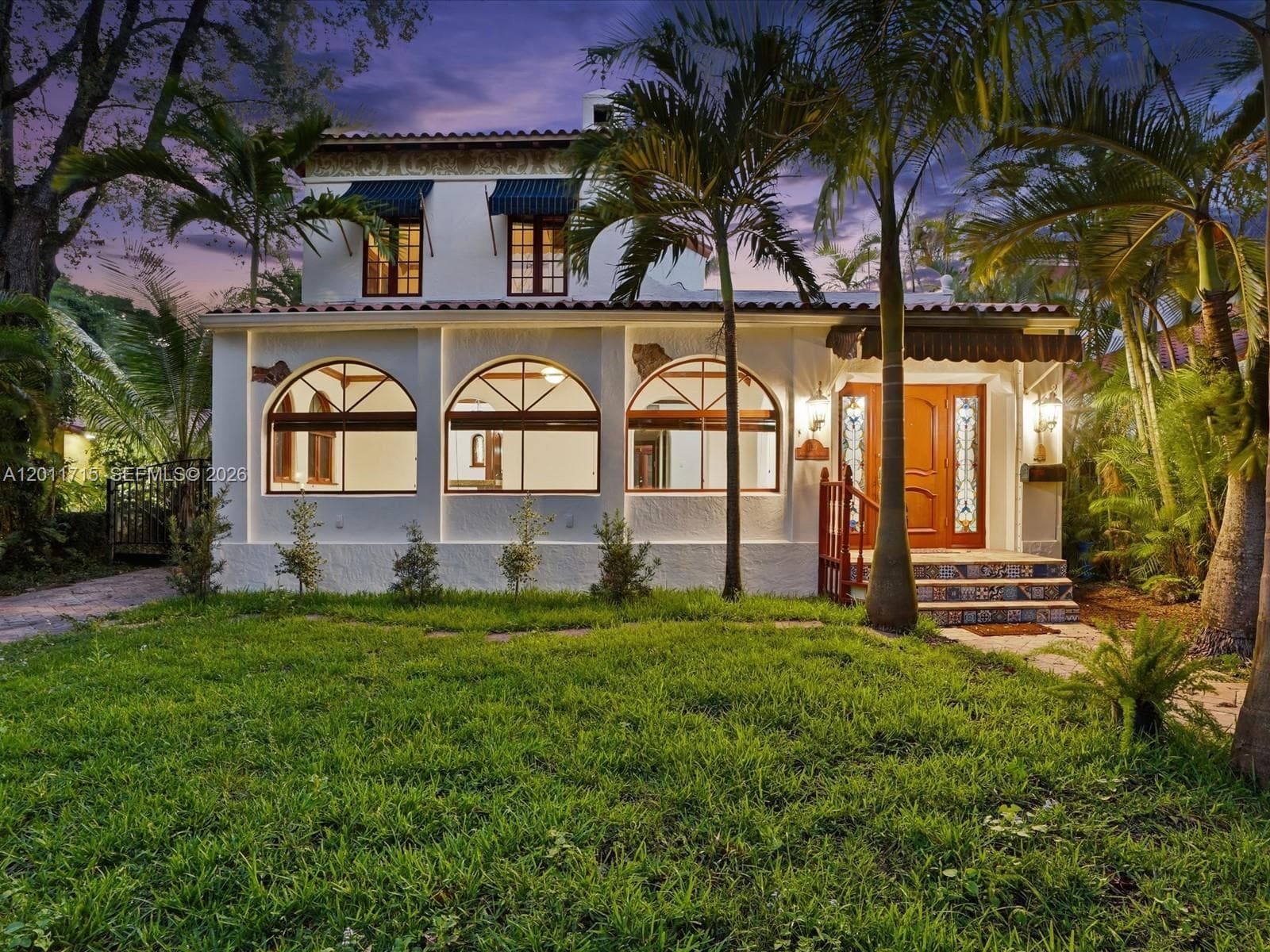 1137 Asturia Ave, Coral Gables, FL 33134 photo 2