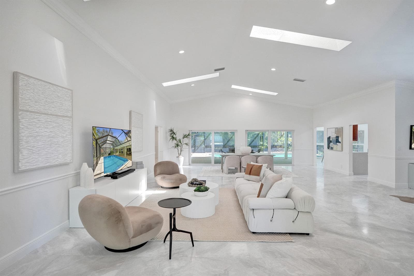 2401 NW 39th Street, Boca Raton, FL 33431 photo 5
