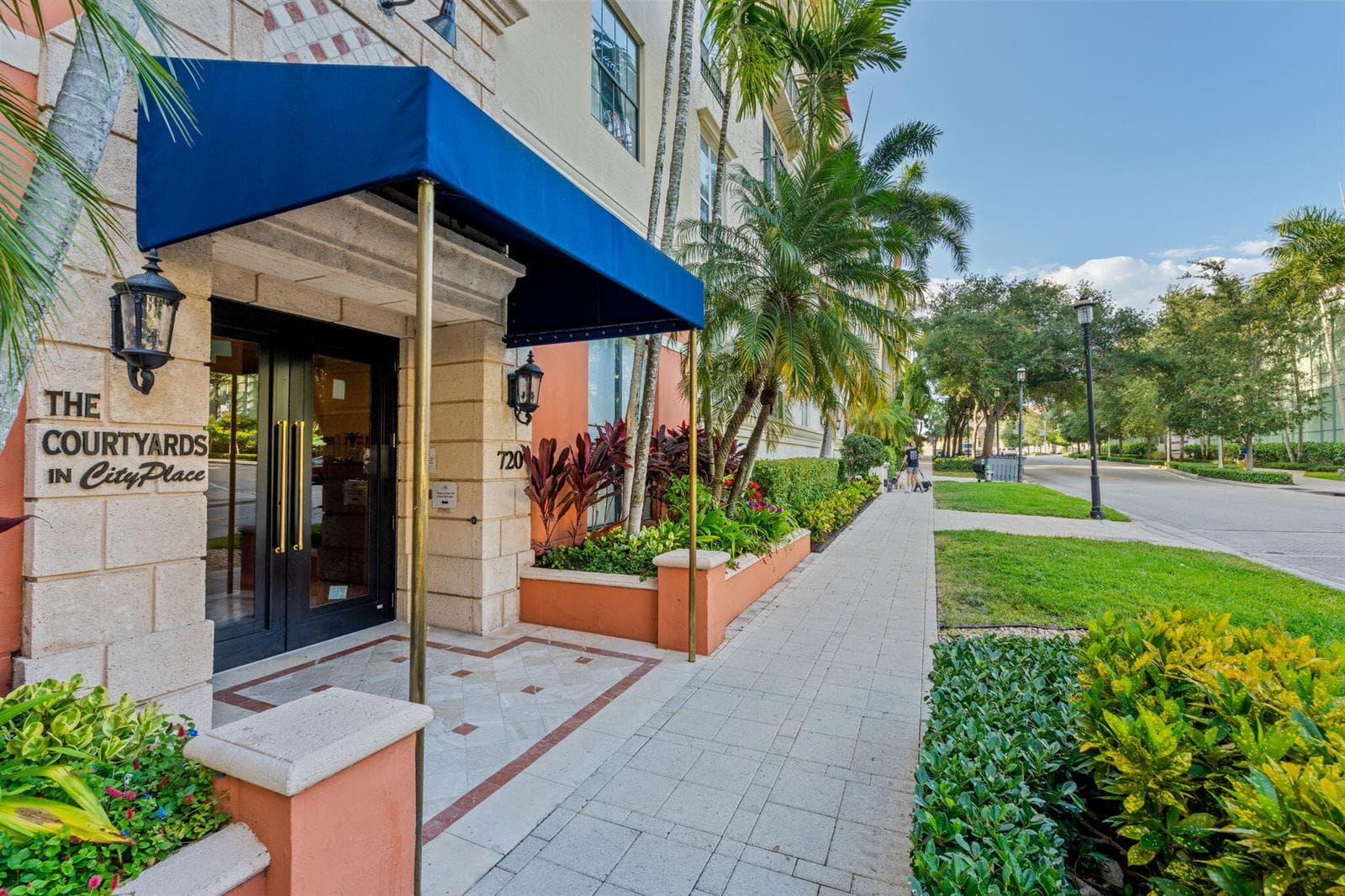 720 S Sapodilla Avenue # 106, West Palm Beach, FL 33401 photo 2