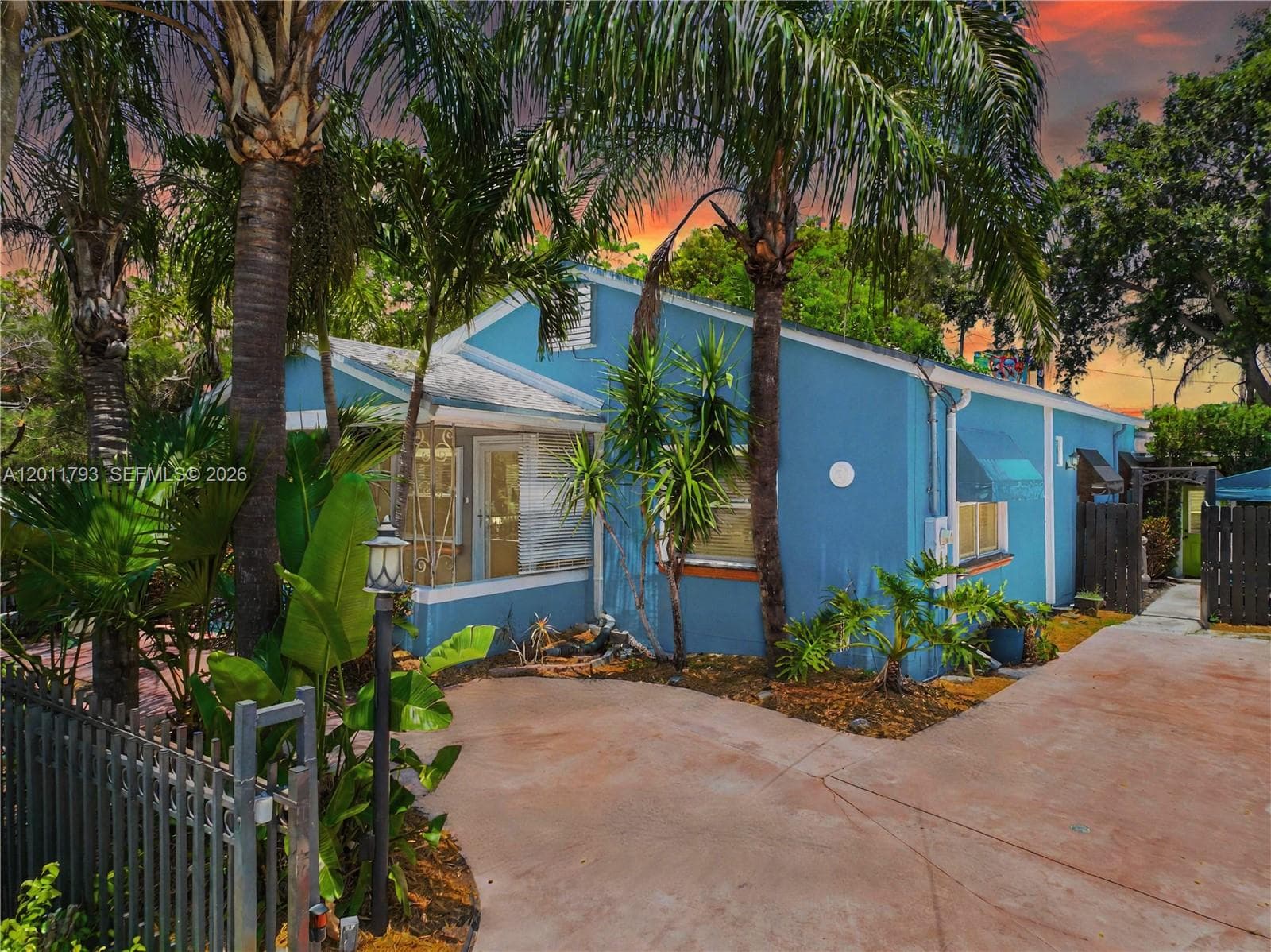 561 NW 53rd St, Miami, FL 33127 photo 2