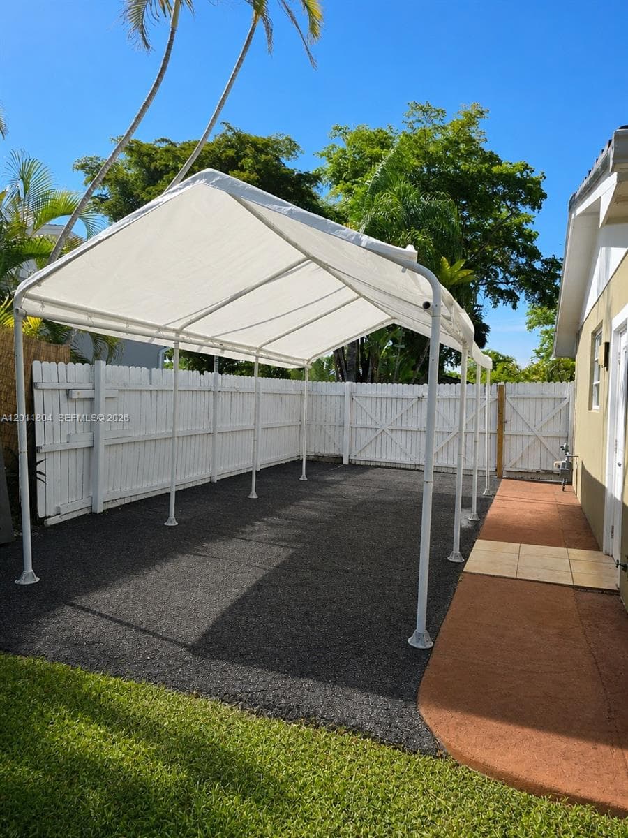 14020 SW 83rd St, Miami, FL 33183 photo 2