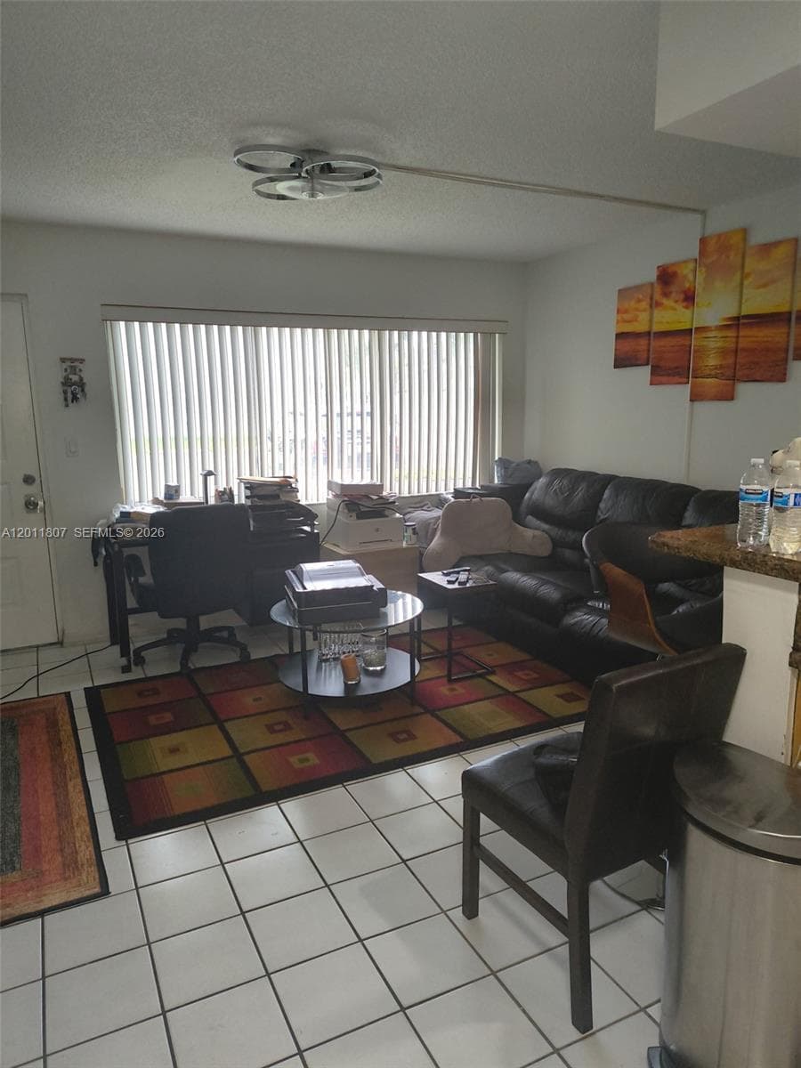 650 NW 86th Pl # 3-101, Miami, FL 33126 photo 3