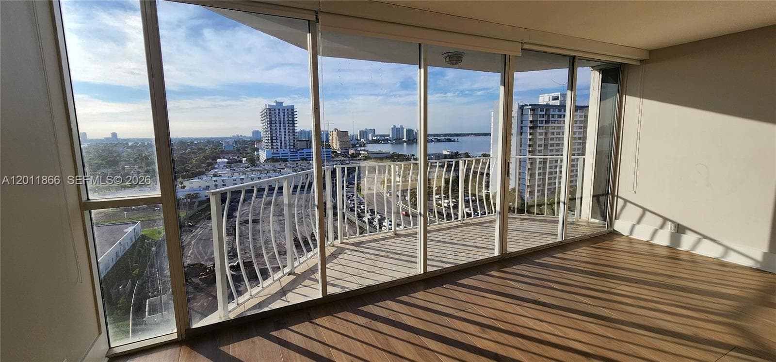 7601 E Treasure Dr # 1411, North Bay Village, FL 33141 photo 4