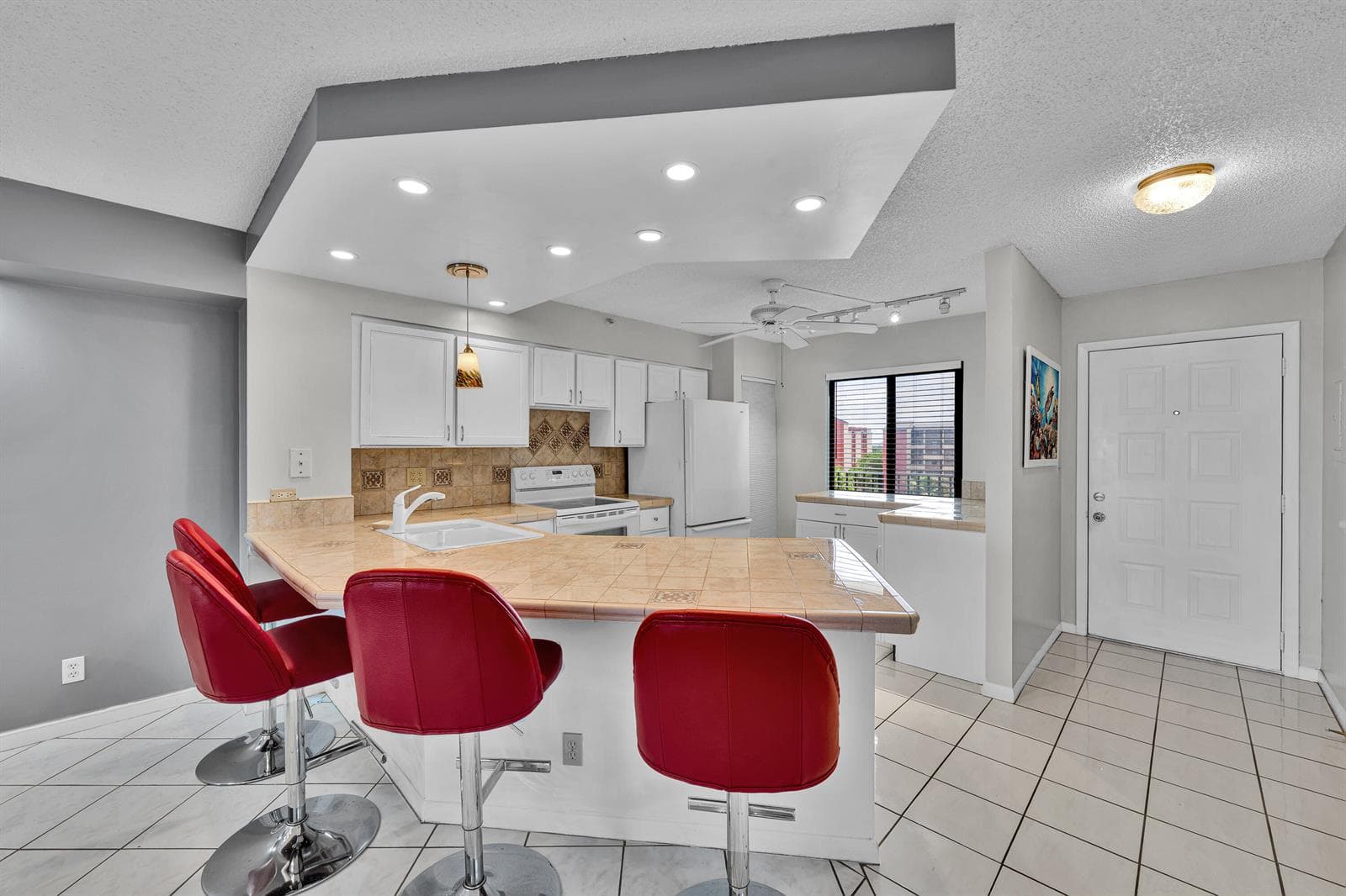 2205 S Cypress Bend Drive # 801, Pompano Beach, FL 33069 photo 4
