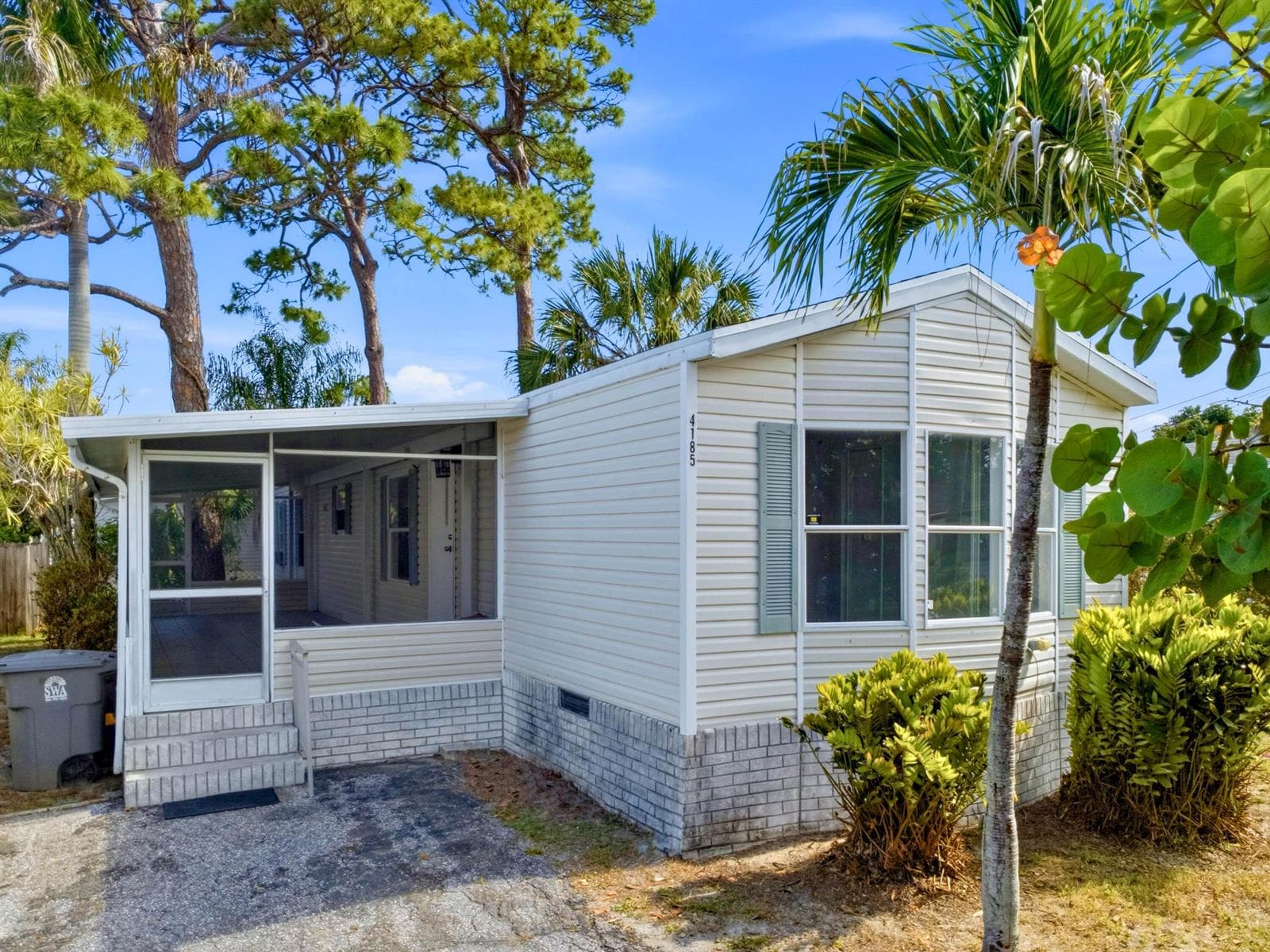 4185 N Shady Lane, Boynton Beach, FL 33436 photo 2