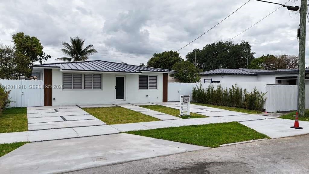 3536 NW 14th Ter, Miami, FL 33125 photo 3