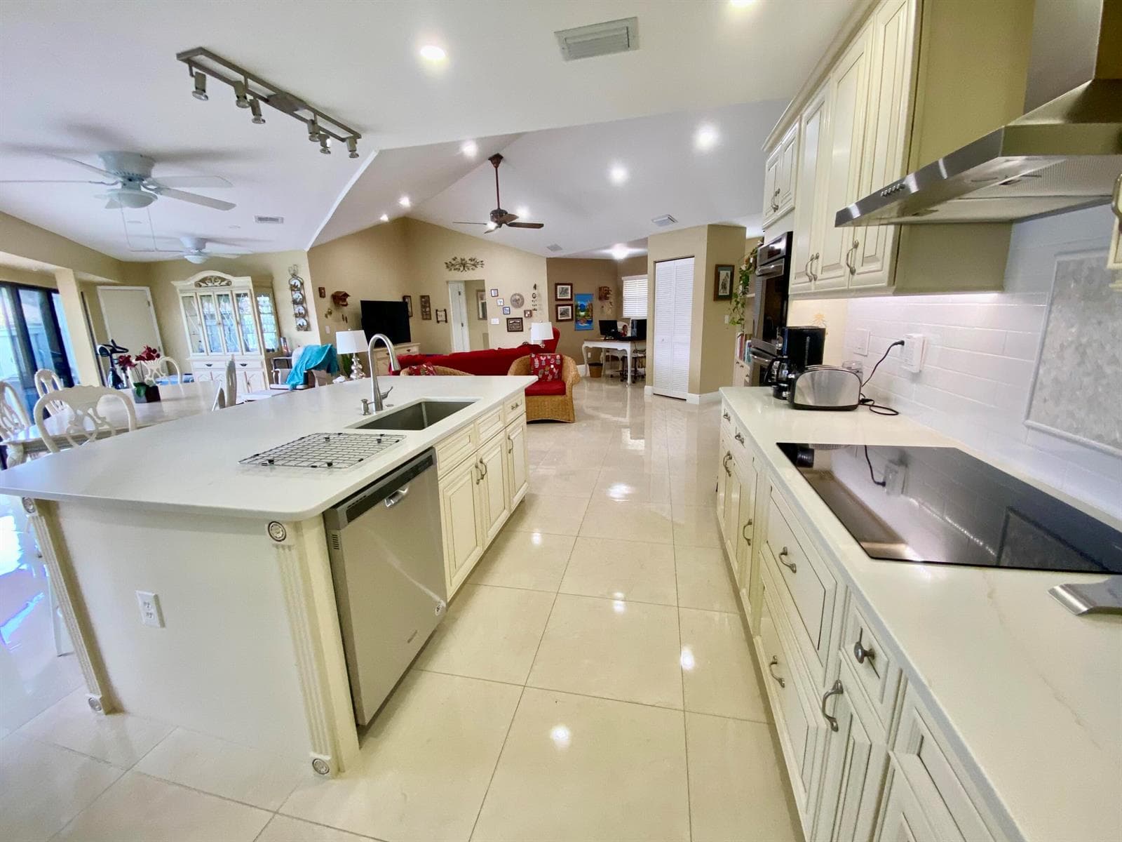 1127 E Seminole Avenue # 13d, Jupiter, FL 33477 photo 4