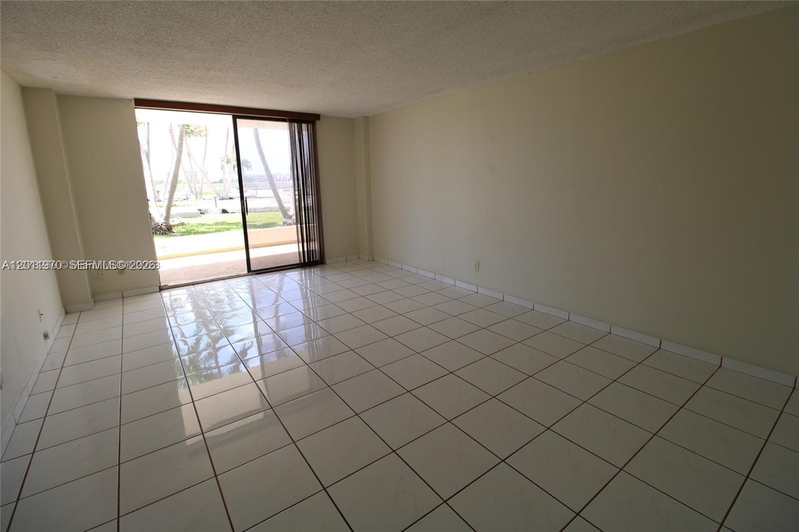 13499 Biscayne Blvd # 404, North Miami, FL 33181 photo 4