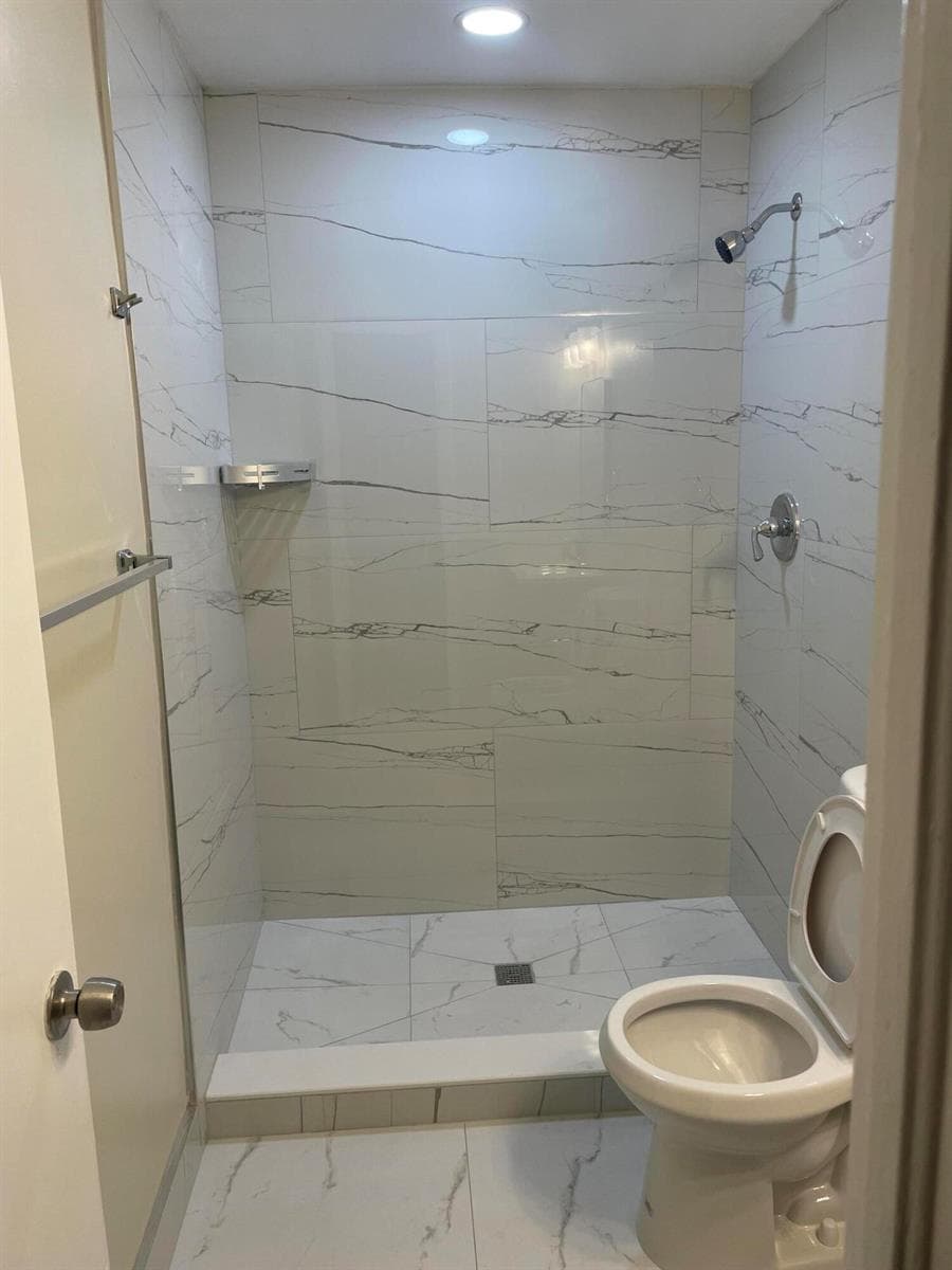 701 5th Street # 1, West Palm Beach, FL 33401 photo 2