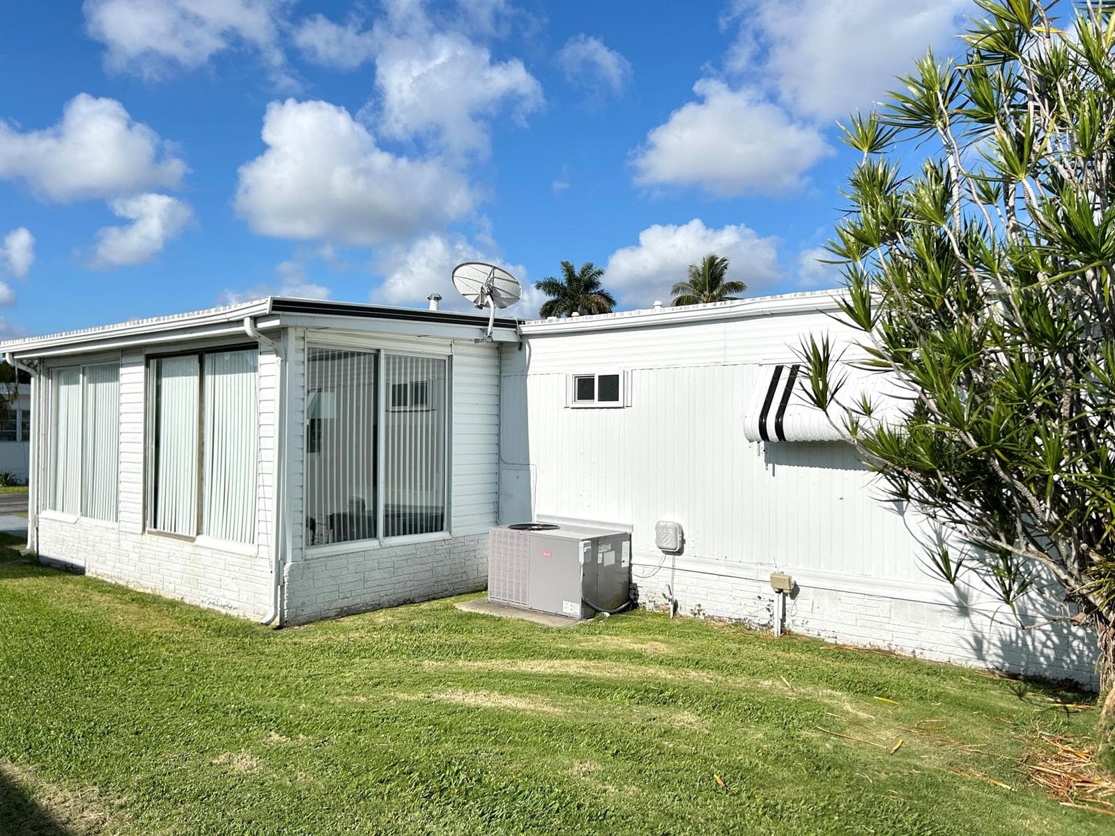3233 State Street, Hollywood, FL 33021 photo 3