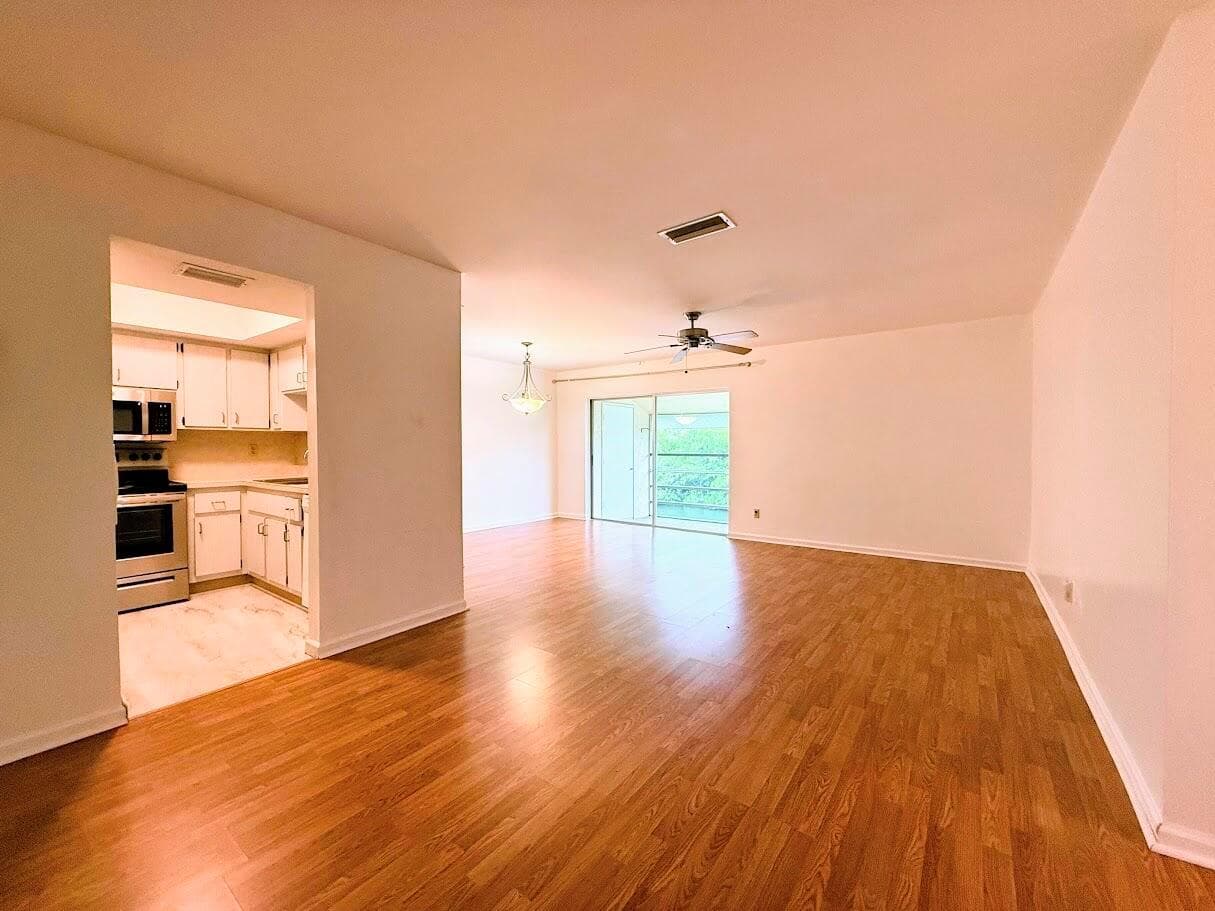 1845 Robalo Drive # 205, Vero Beach, FL 32960 photo 2