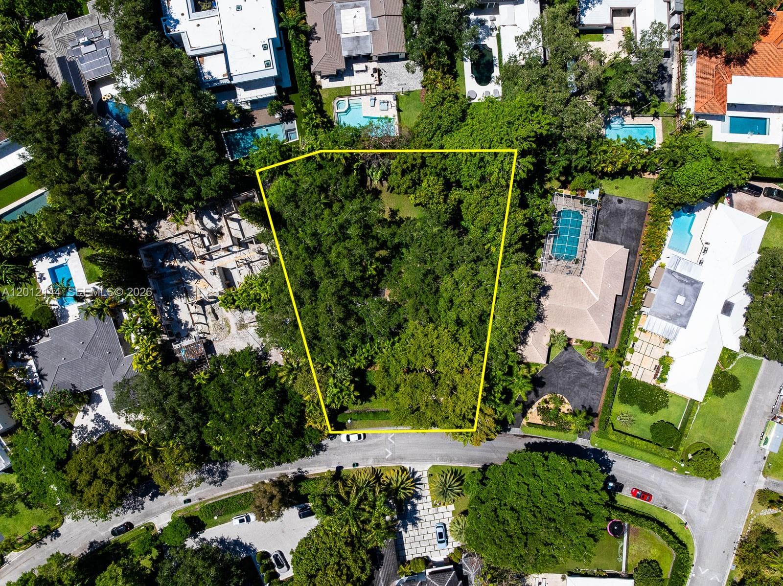 530 Melaleuca Ln, Miami, FL 33137 photo 3