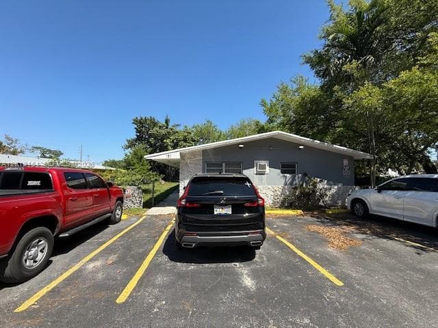 151 NW 164th ST, Miami, FL 33169