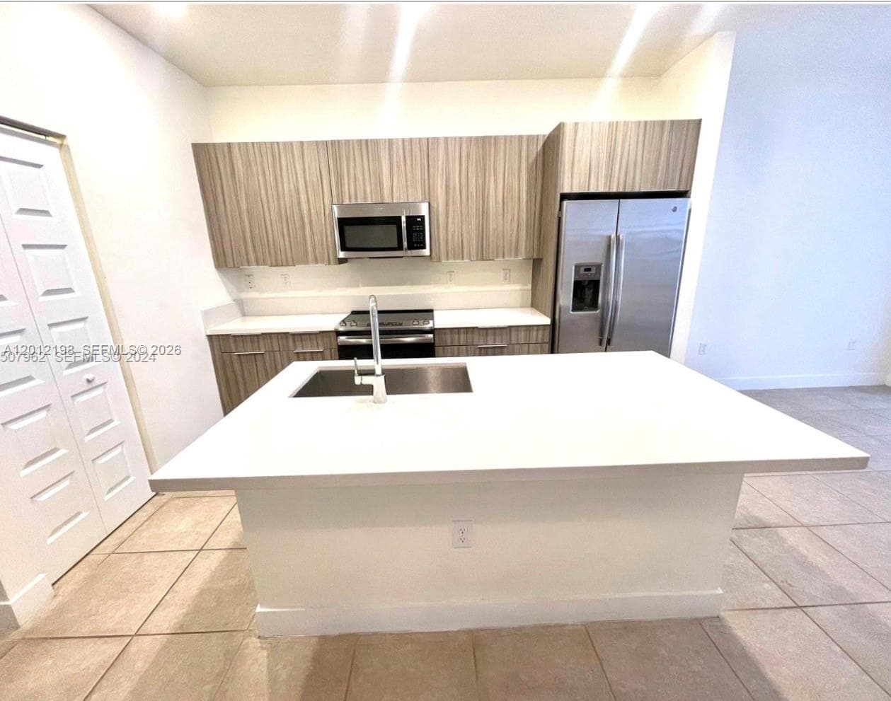 9083 NW 159th St # 9083, Miami Lakes, FL 33018 photo 5