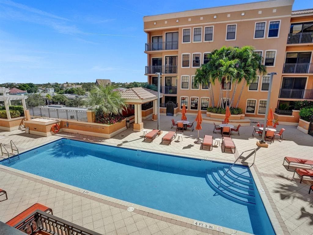 511 Lucerne Avenue # 616, FL 33460 photo 2