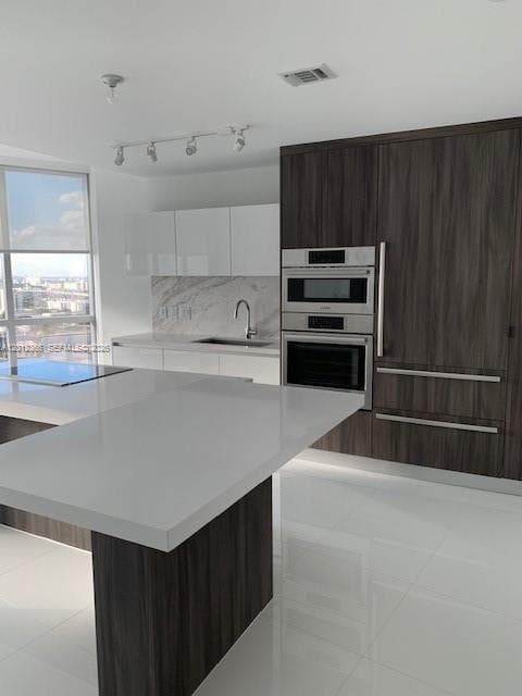 851 NE 1st Ave # 2110, Miami, FL 33132 photo 3