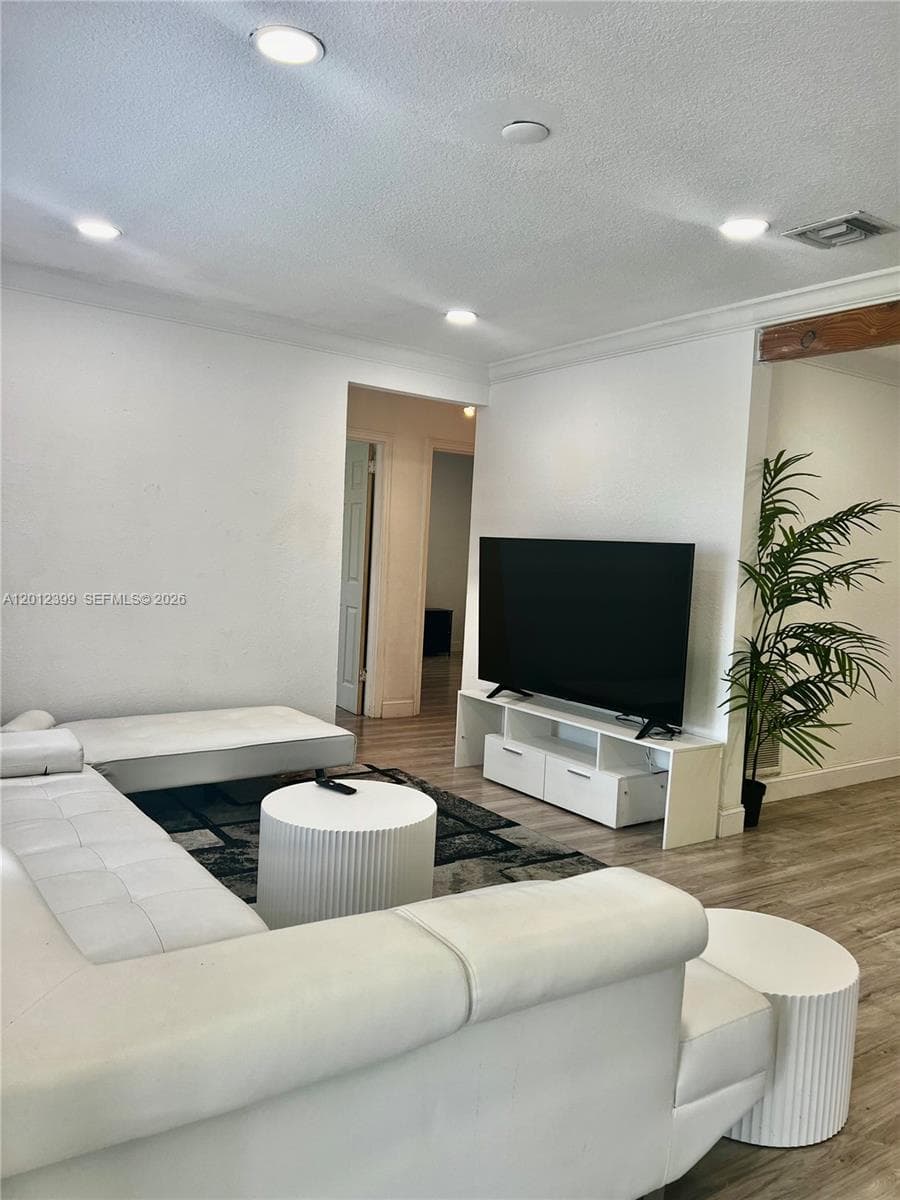 12040 N Miami Ave, North Miami, FL 33168 photo 2
