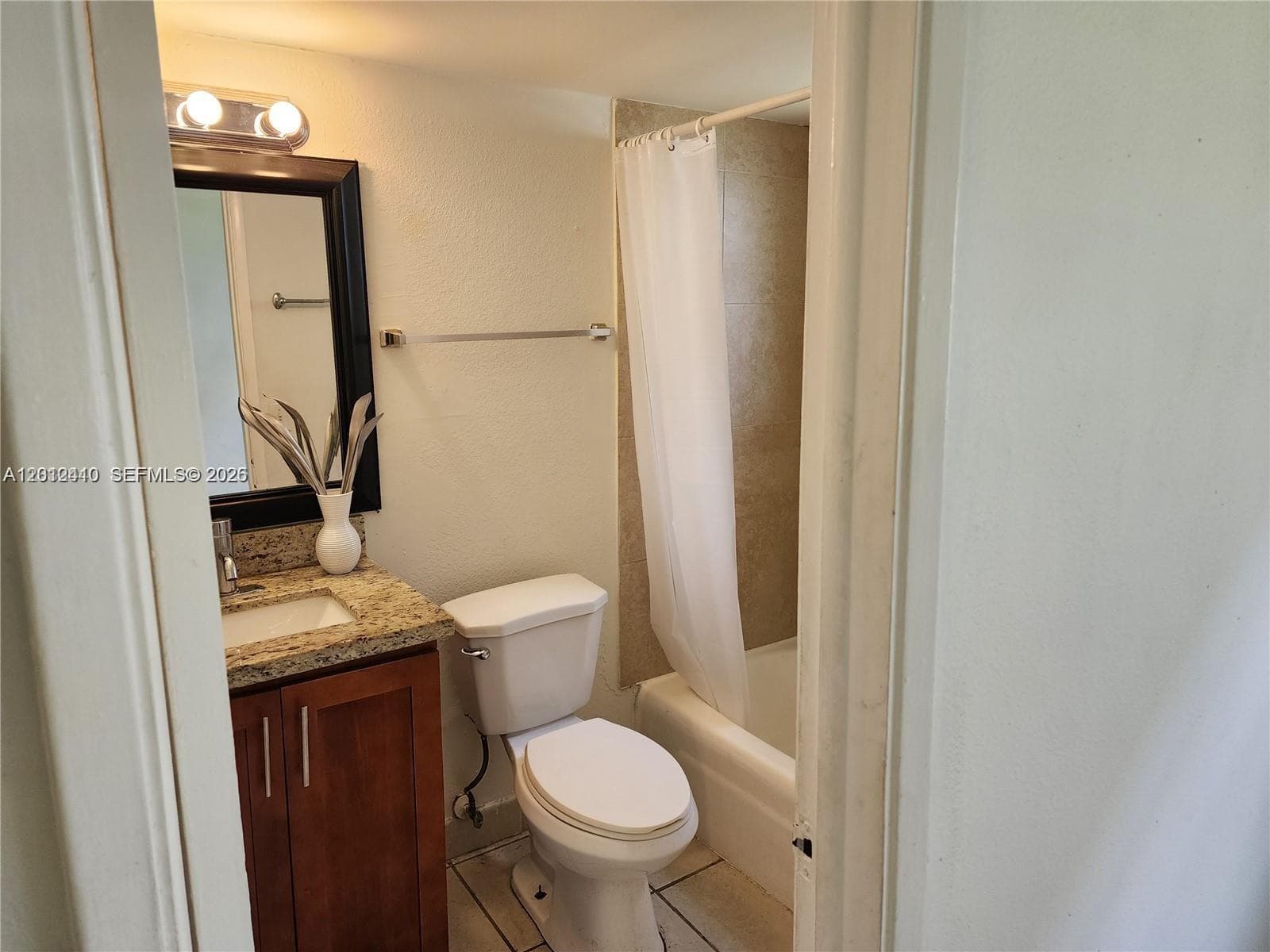 241 SE 9th Ave # 103, Pompano Beach, FL 33060 photo 4