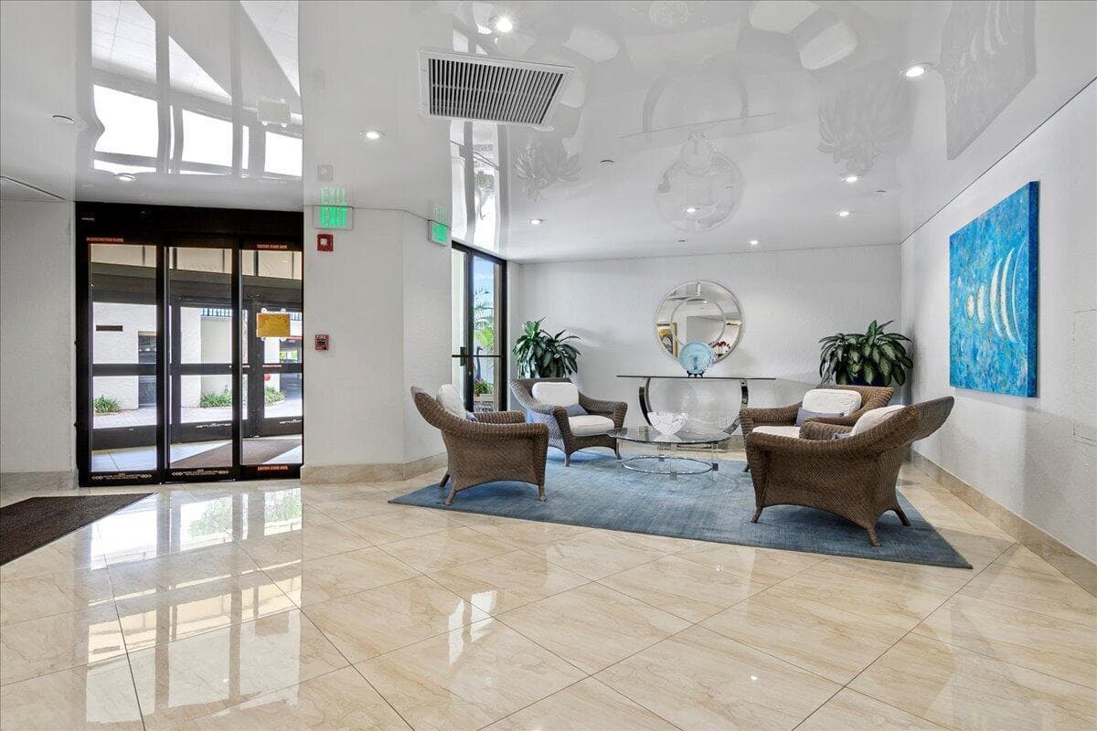 5420 N Ocean Drive # 1705, Singer Island, FL 33404 photo 4