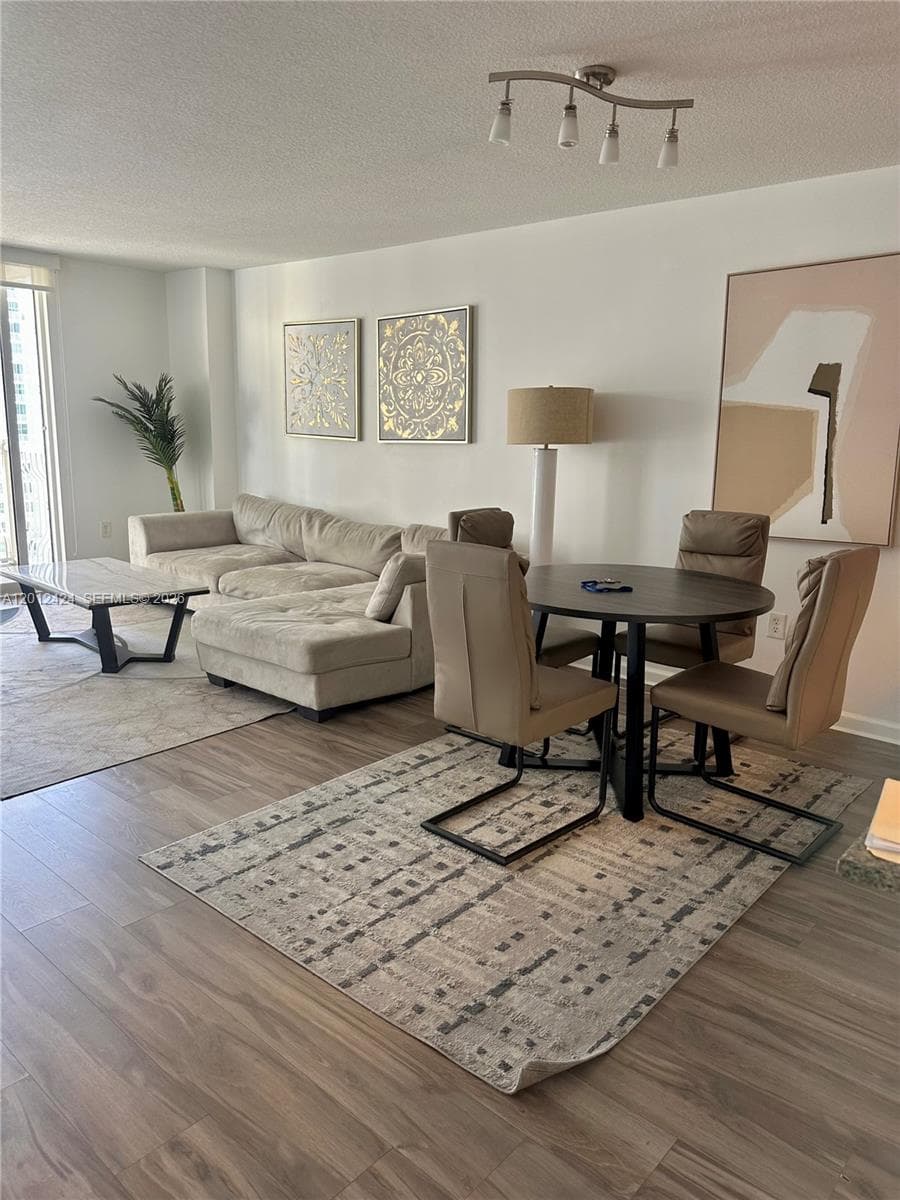1200 Brickell Bay Dr # 2304, Miami, FL 33131 photo 2