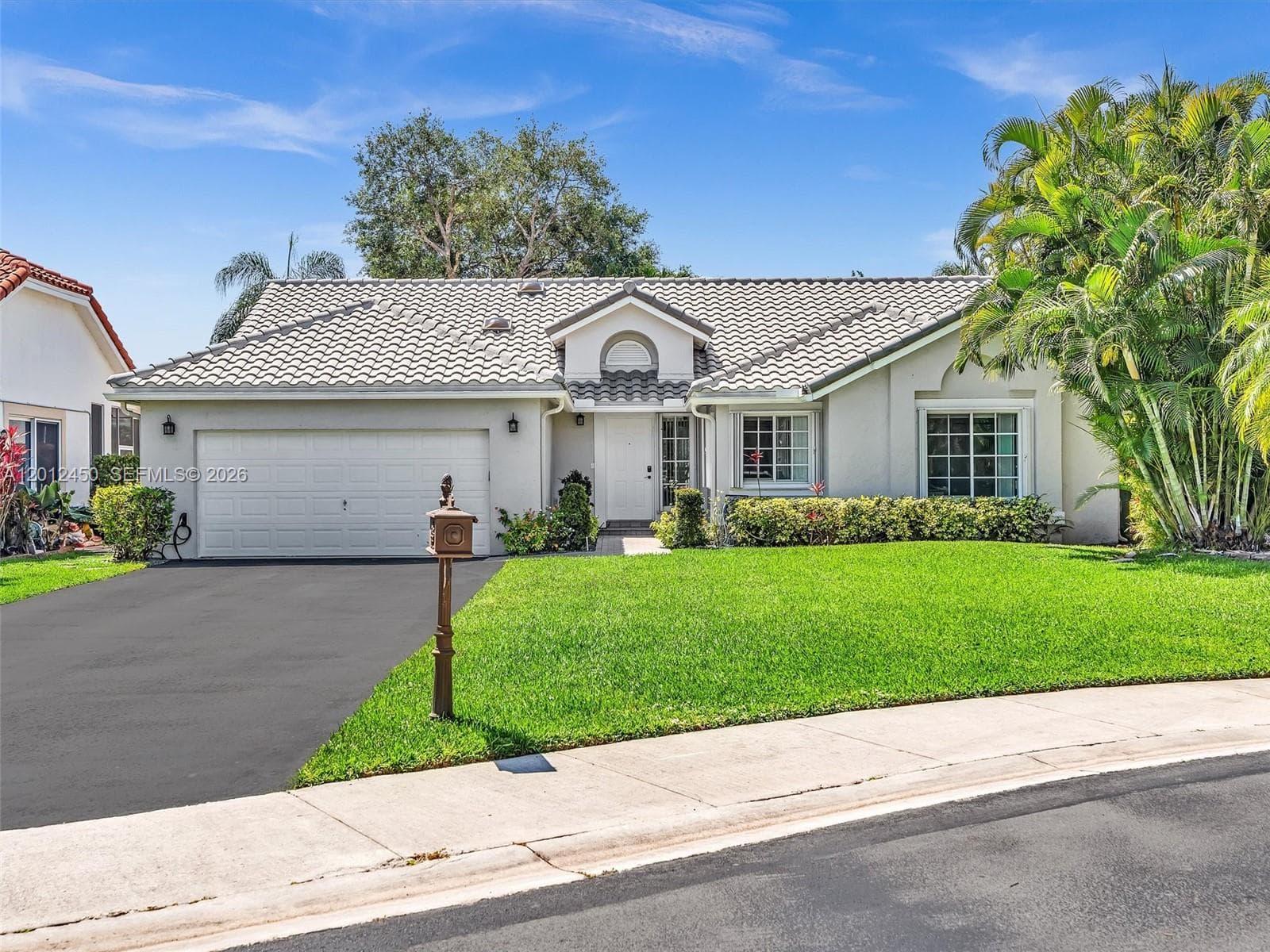 629 Spinnaker, Weston, FL 33326 photo 2