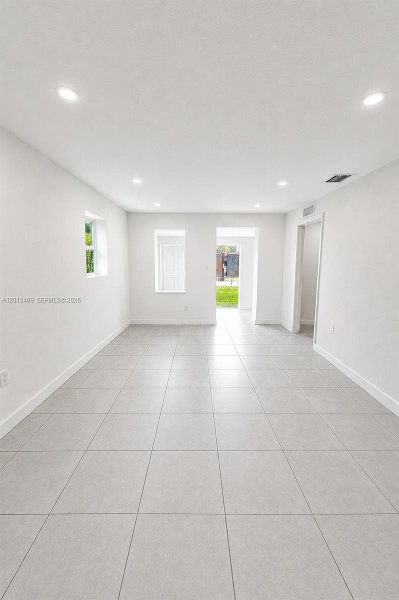 1861 NW 112th St, Miami, FL 33167 photo 3