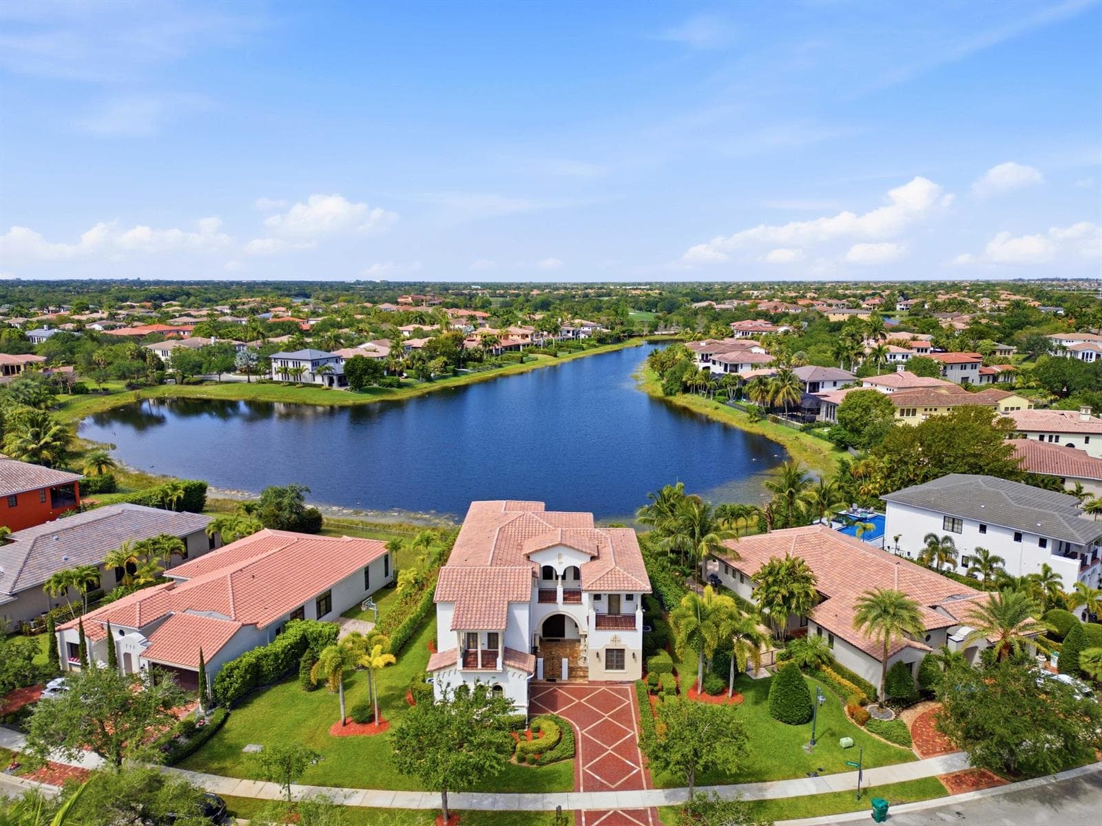 8289 Emerald Avenue, Parkland, FL 33076 photo 2