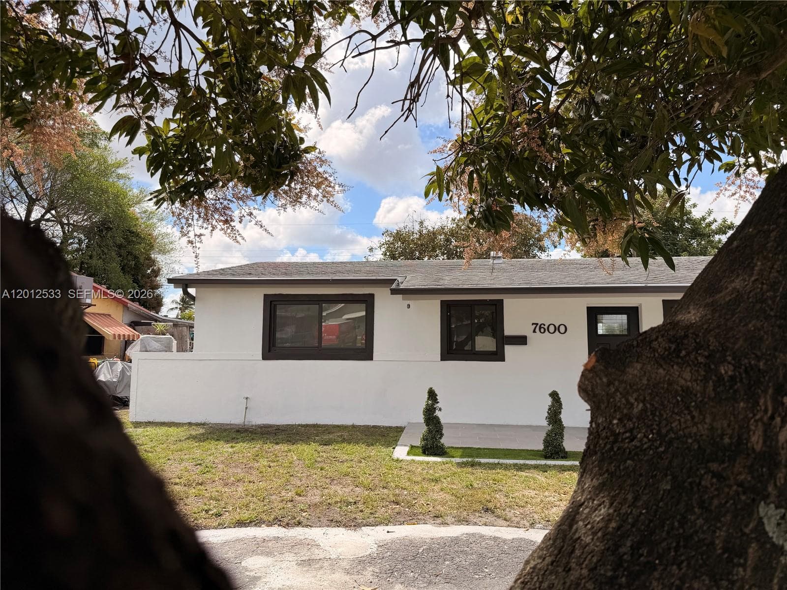 7600 Venetian St, Miramar, FL 33023 photo 3